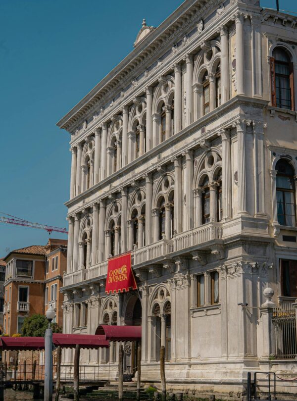 Explore-European-Grandeur4