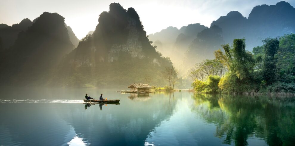 North-Vietnam-Discovery1